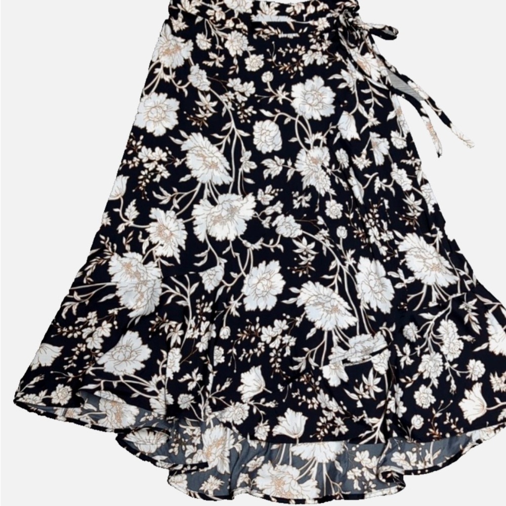Summersalt Midi Skirt Size M Black Floral True Wrap Ruffle Flare Boho Coastal